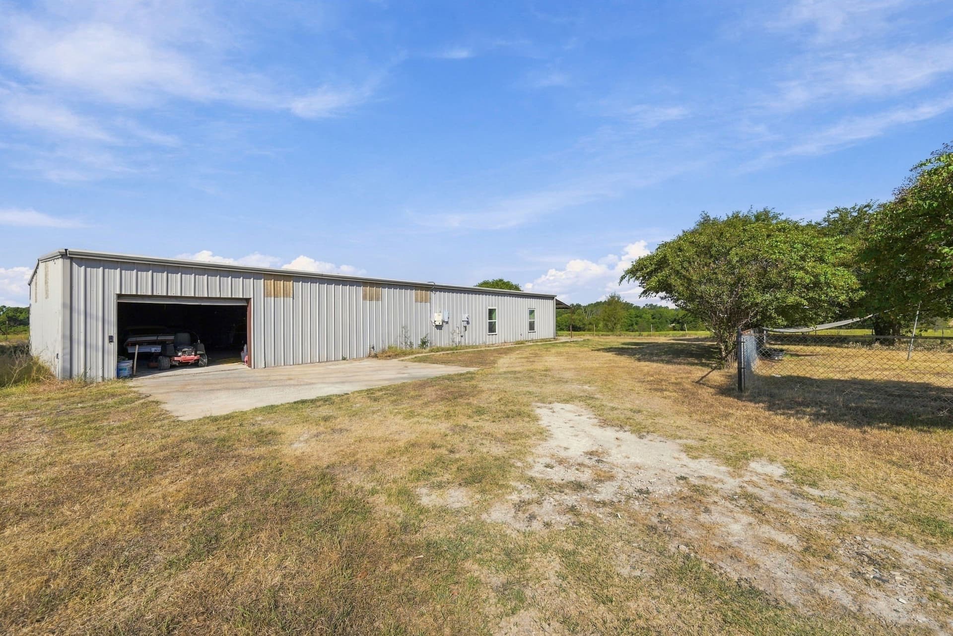 36.09 acres in Ellis County - photo 38