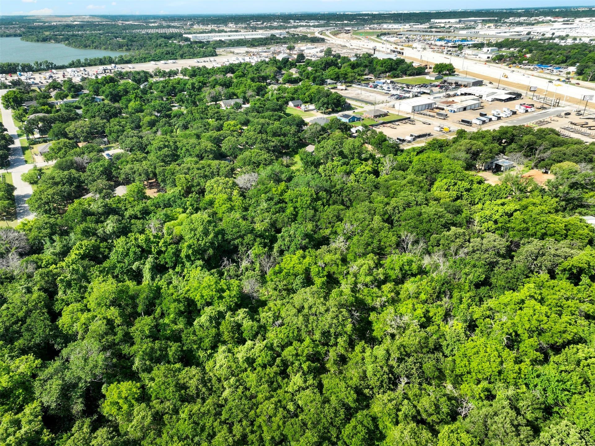 3.97 acres in Tarrant County - photo 6
