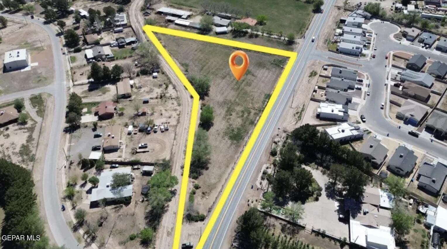 2.04 acres in El Paso County gallery image 2