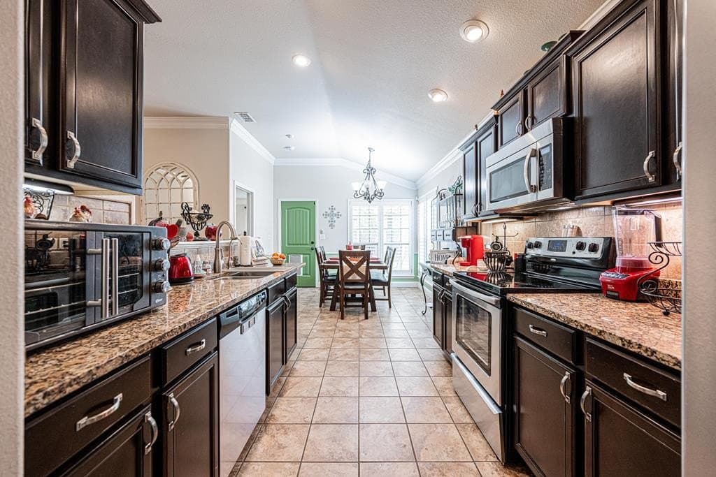 16.7 acres in Midland County gallery image 4