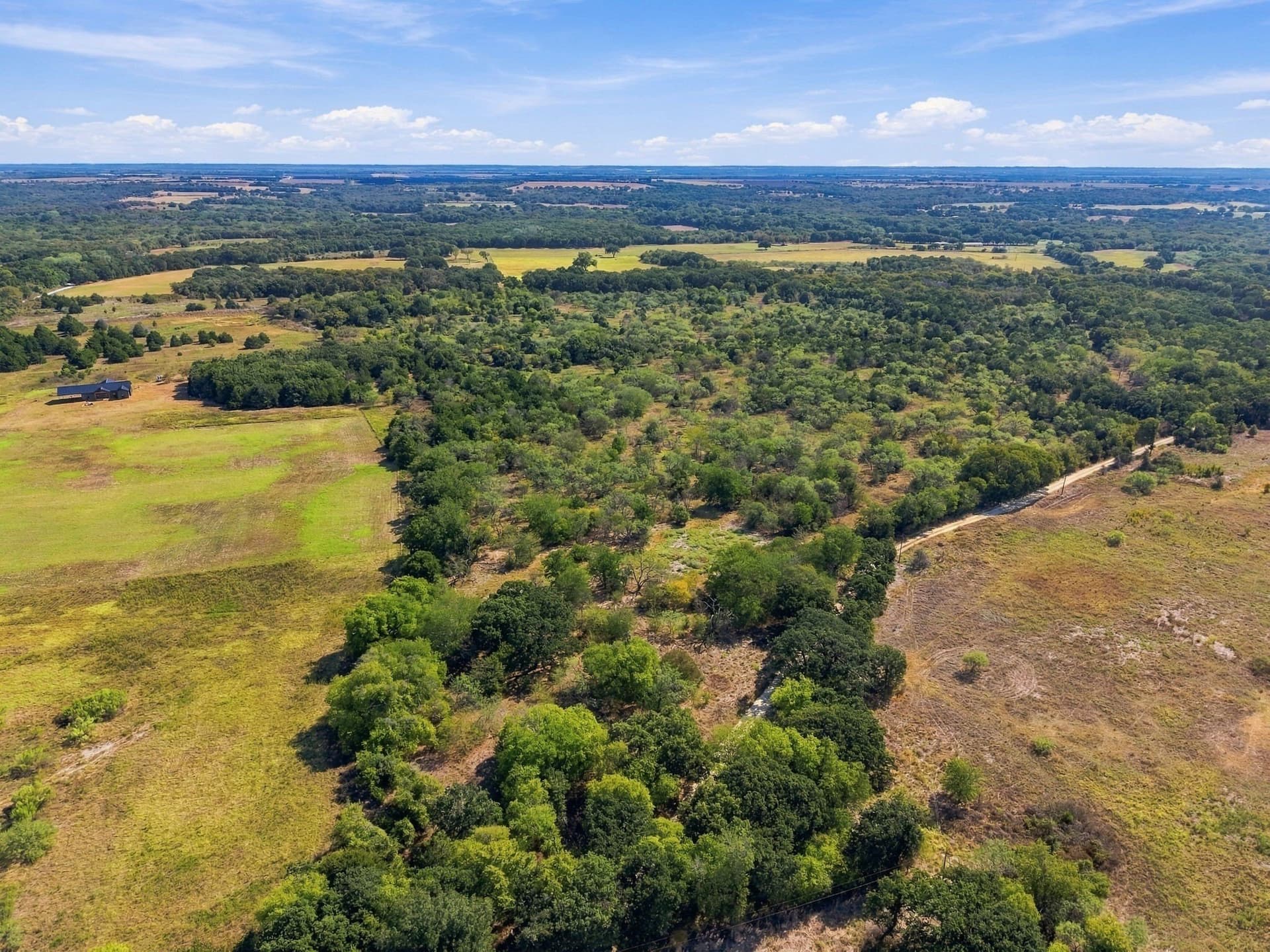20 acres in Hill County - photo 3