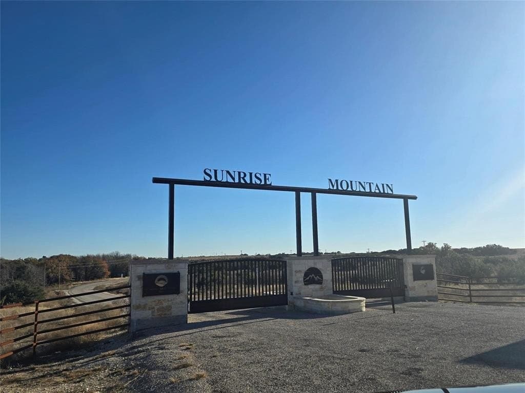 2.18 acres in Erath County gallery image 2