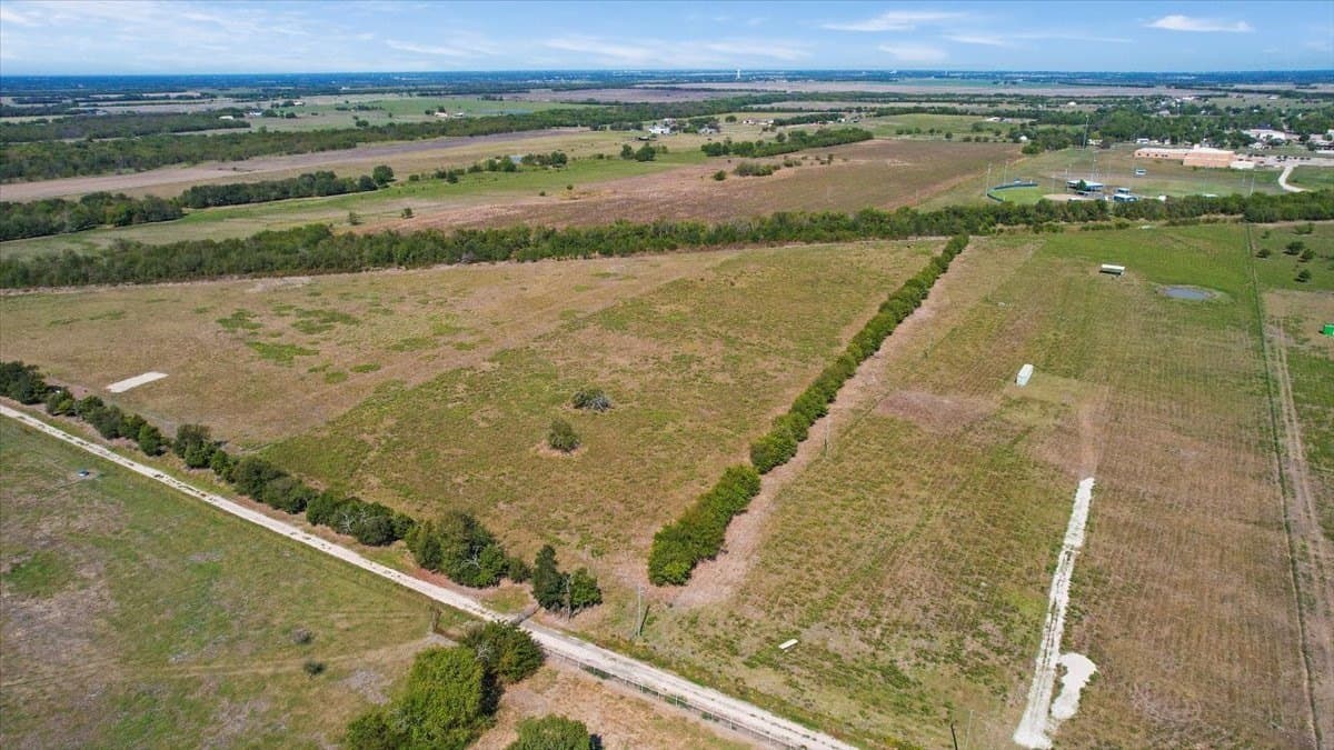 10.23 acres in Hunt County - photo 12