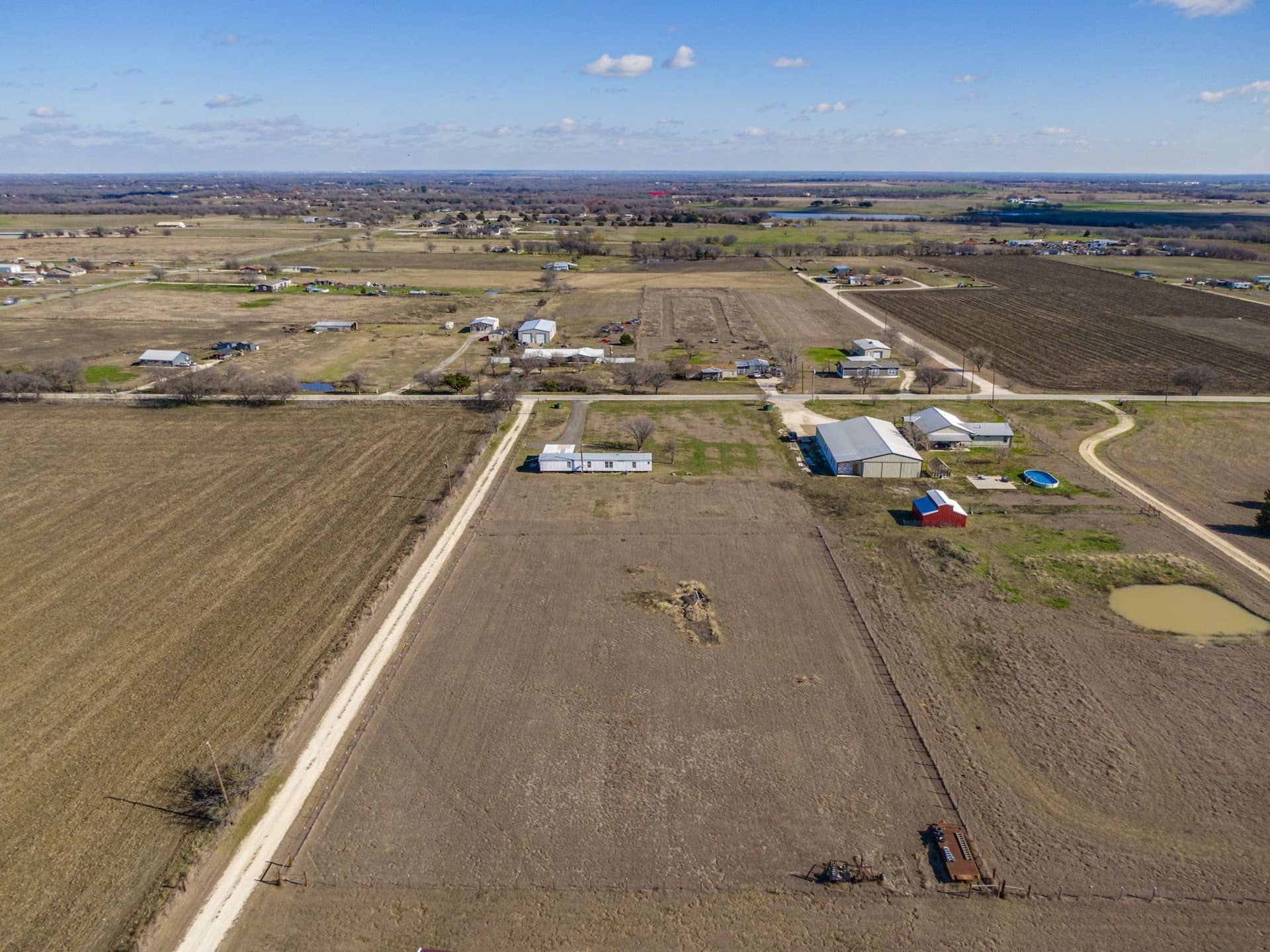 3 acres in Johnson County gallery image 4