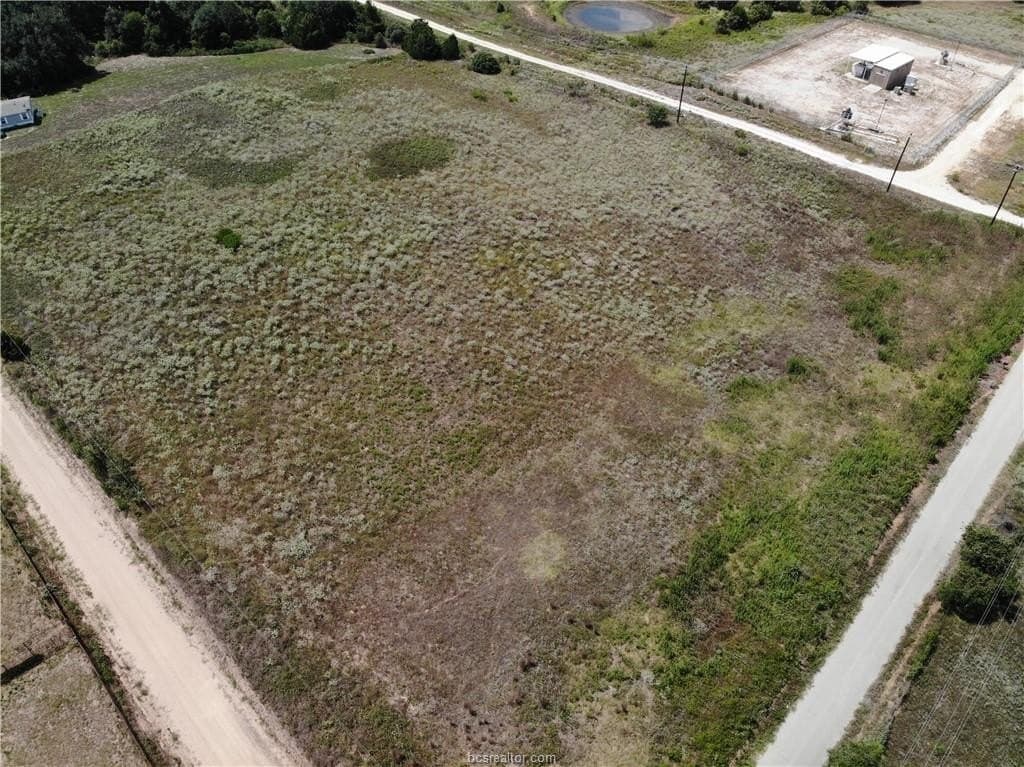 5.48 acres in Burleson County - photo 6