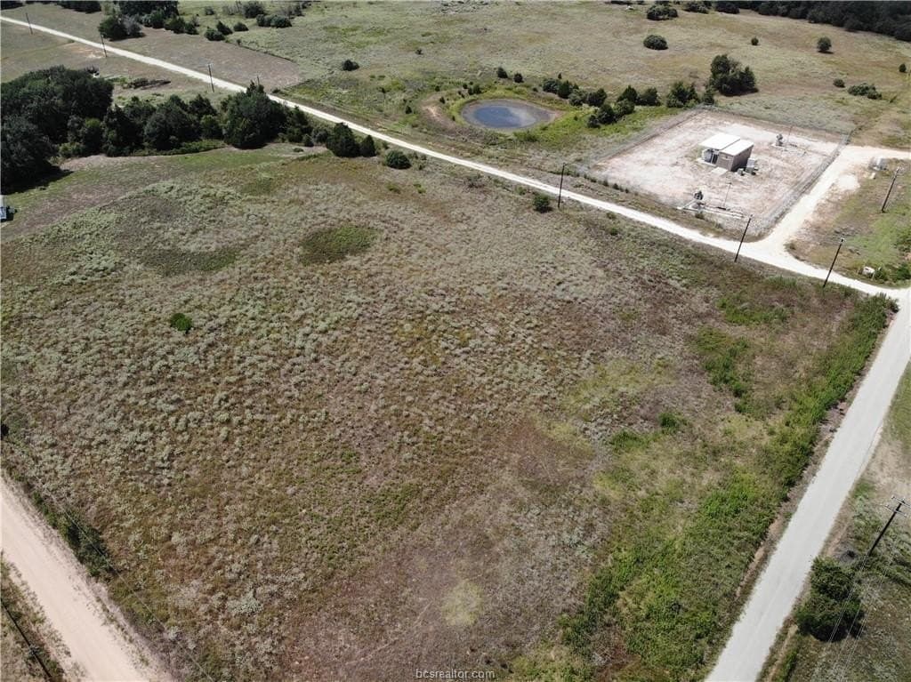 5.48 acres in Burleson County - photo 7