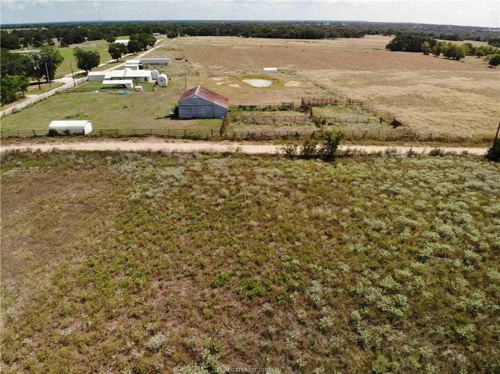 5.48 acres in Burleson County - photo 25