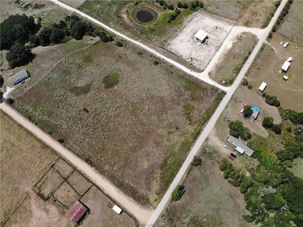 5.48 acres in Burleson County - photo 10