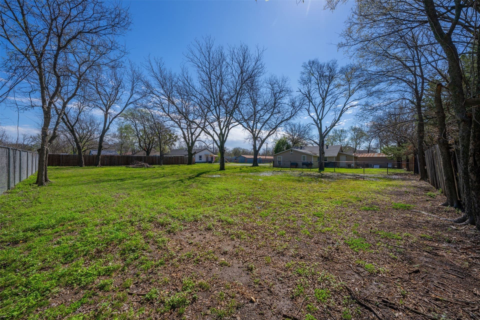 0.23 acres in Johnson County gallery image 4