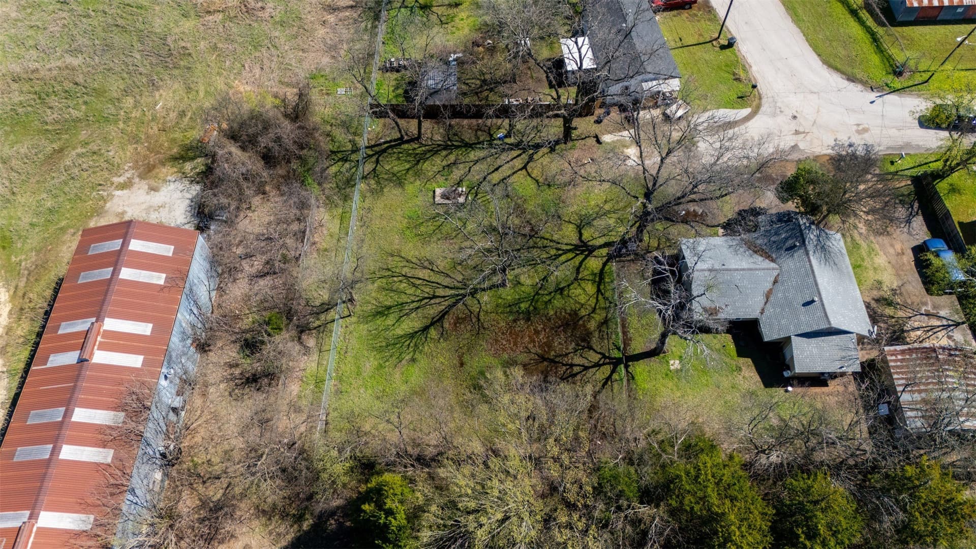 0.23 acres in Johnson County - photo 10