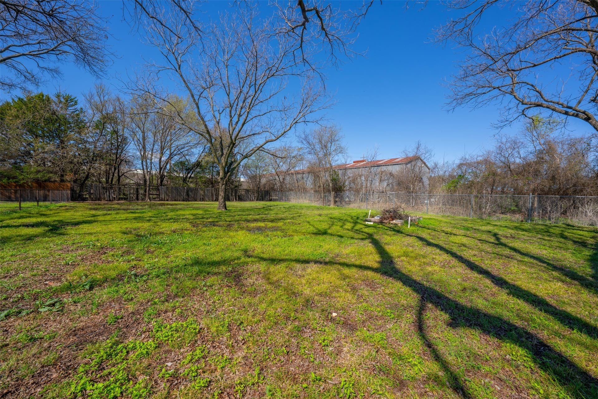 0.23 acres in Johnson County gallery image 3