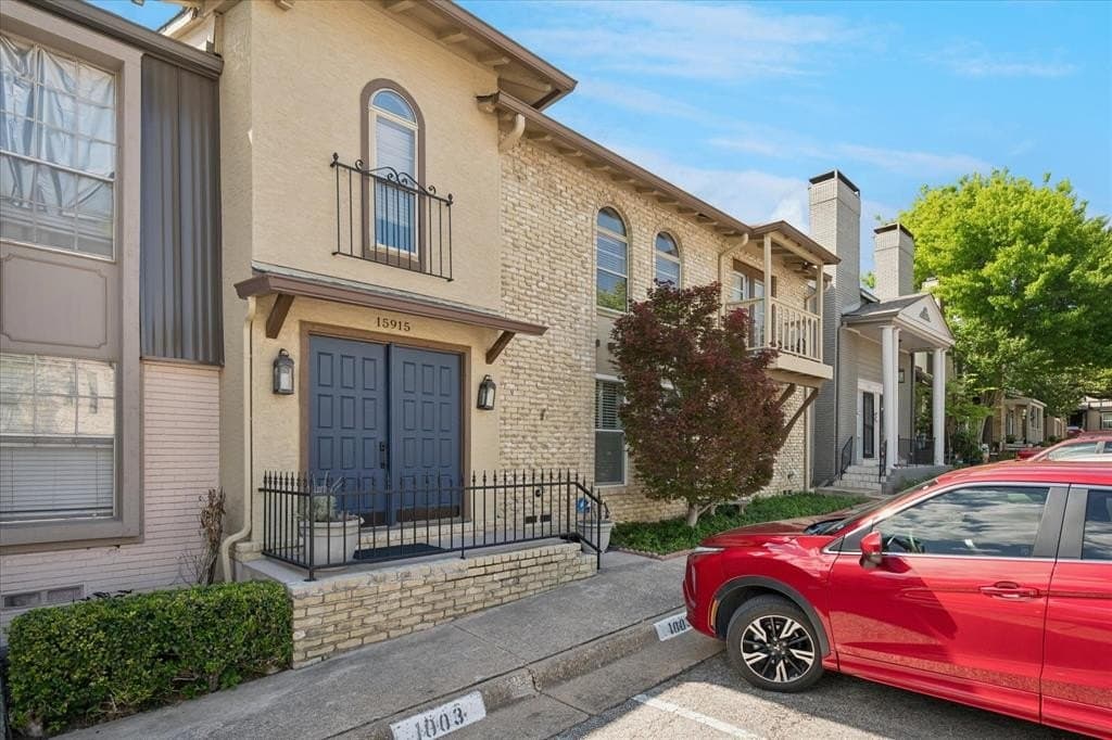 11.05 acres in Dallas County