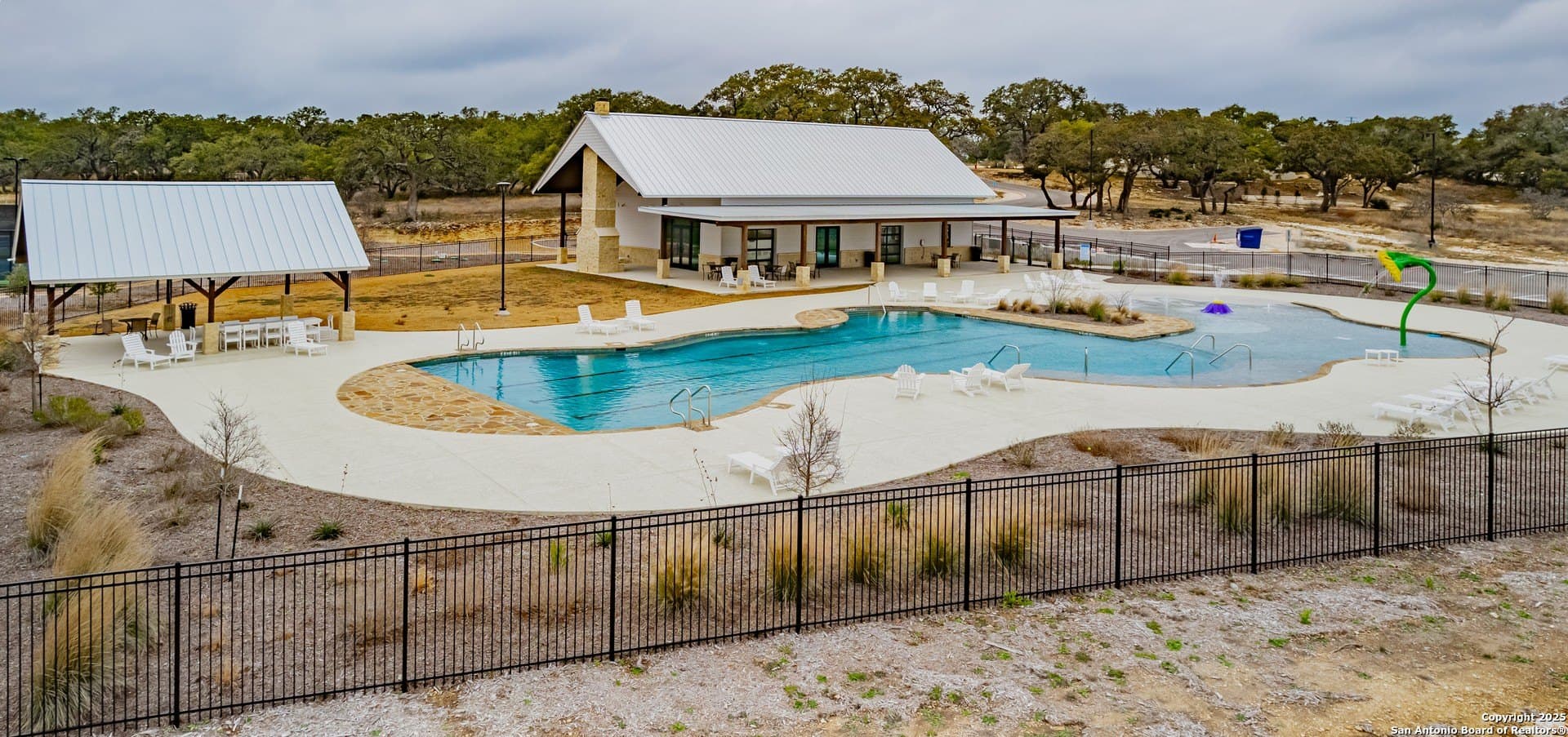 1.21 acres in Comal County - photo 8