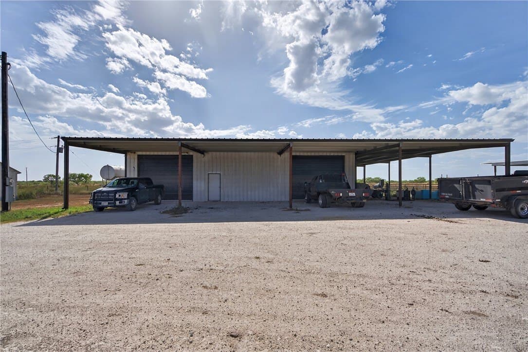 105 acres in Jim Wells County - photo 31
