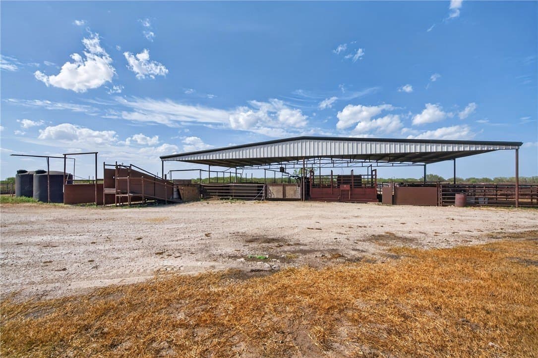 105 acres in Jim Wells County - photo 40