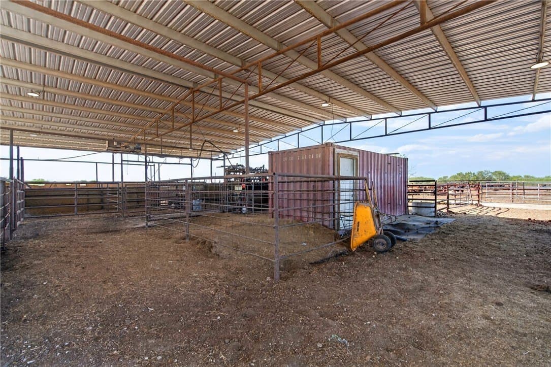 105 acres in Jim Wells County - photo 41