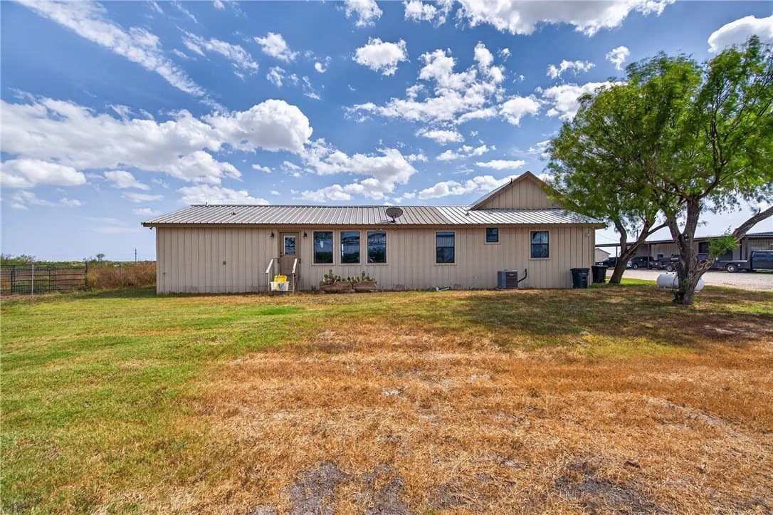 105 acres in Jim Wells County - photo 4