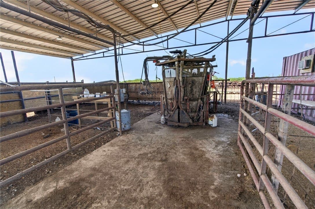 105 acres in Jim Wells County - photo 47