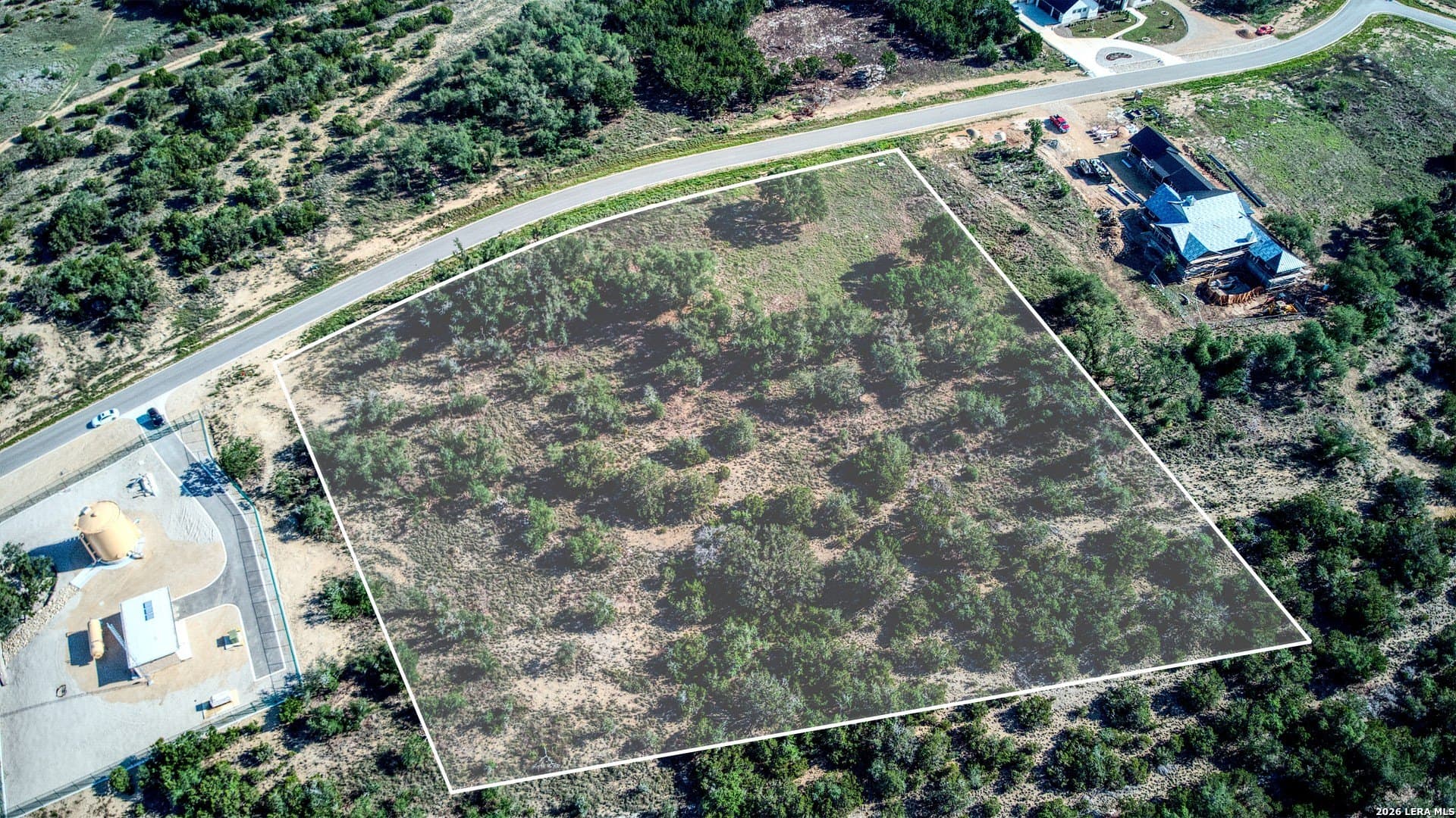3.28 acres in Comal County gallery image 4