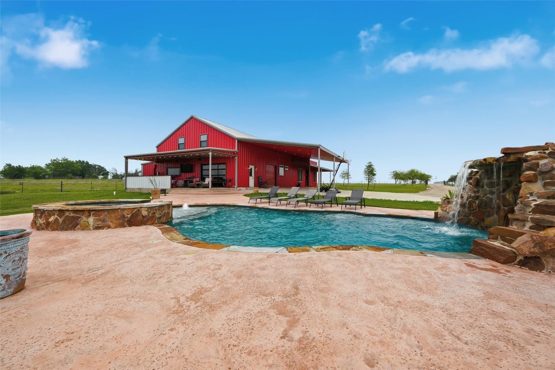 30.55 acres in McLennan County - photo 9