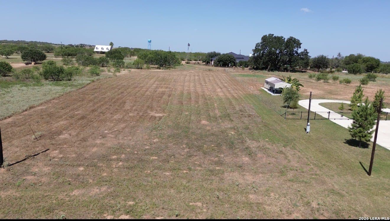 1.04 acres in Wilson County