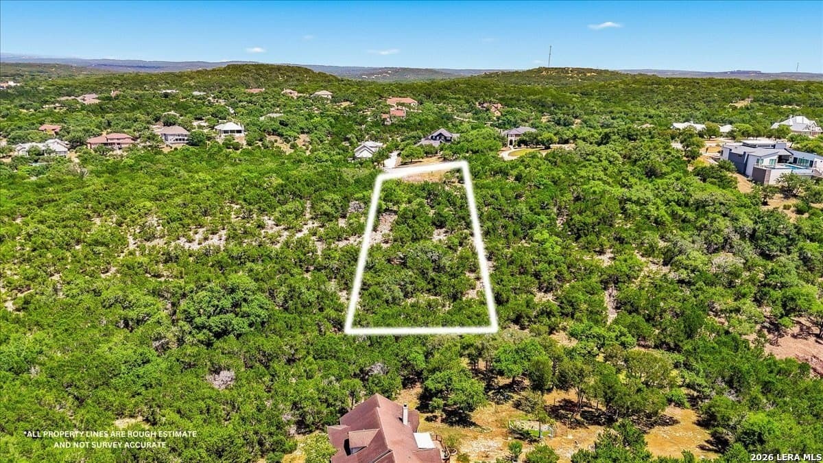 1.01 acres in Comal County - photo 10