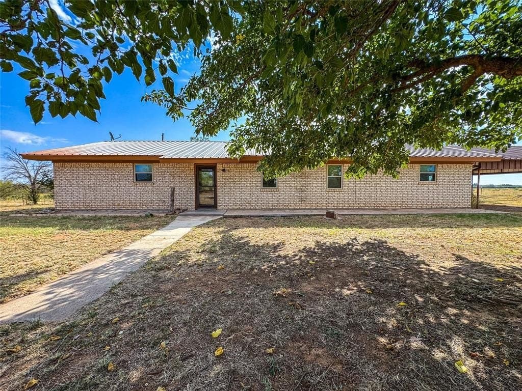 100.16 acres in Stonewall County gallery image 2