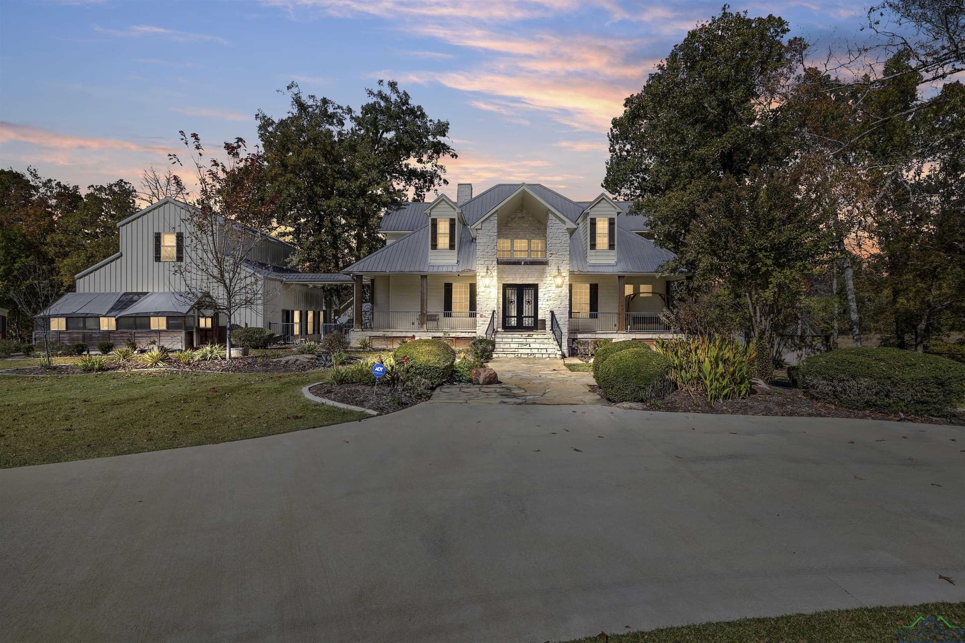 42.48 acres in Upshur County