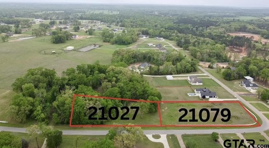 1.4 acres in Smith County