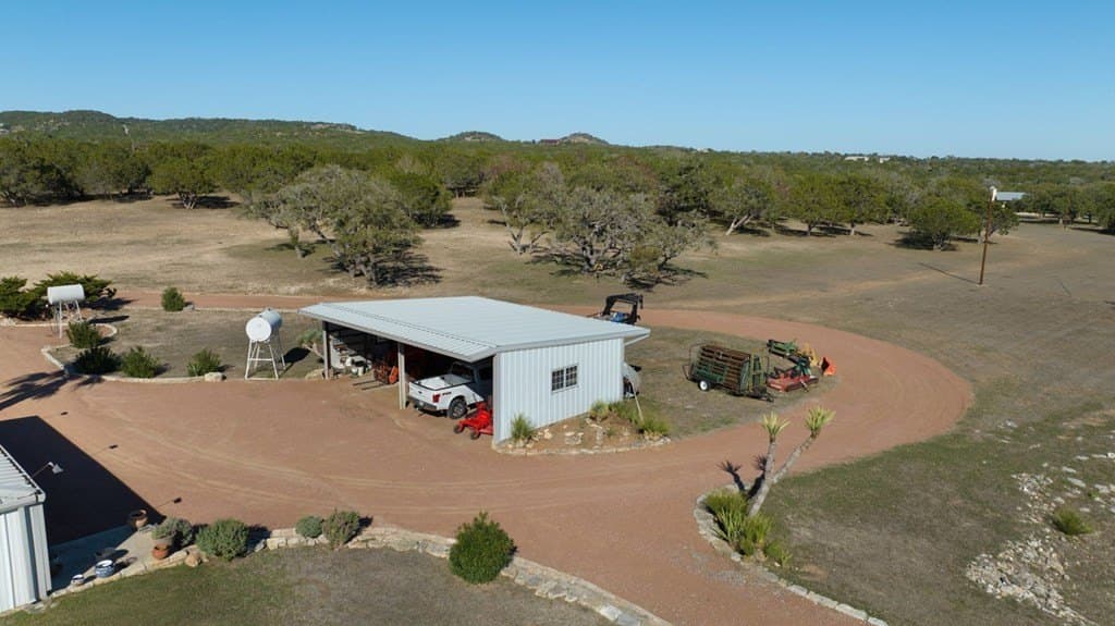 60.69 acres in Kerr County - photo 54