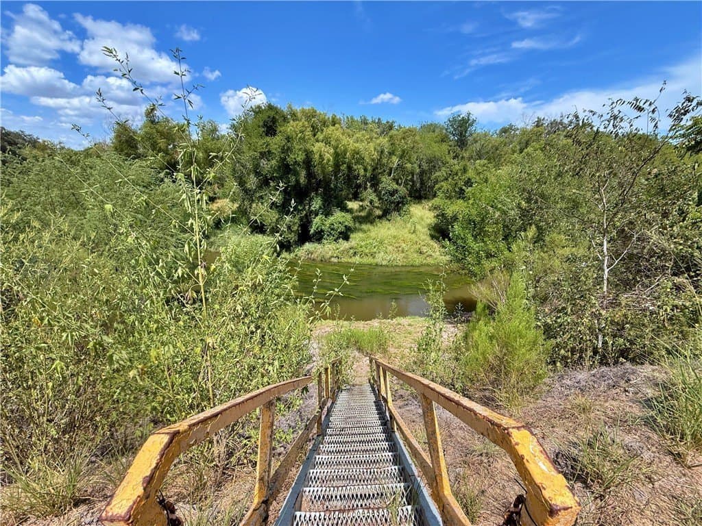 43,639 acres in Nueces County - photo 11