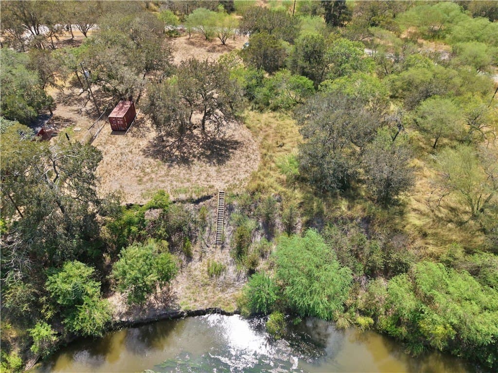 43,639 acres in Nueces County - photo 8