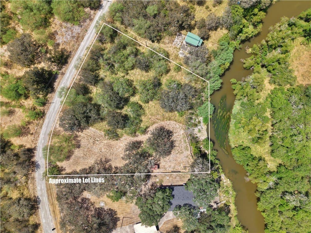 43,639 acres in Nueces County - photo 6