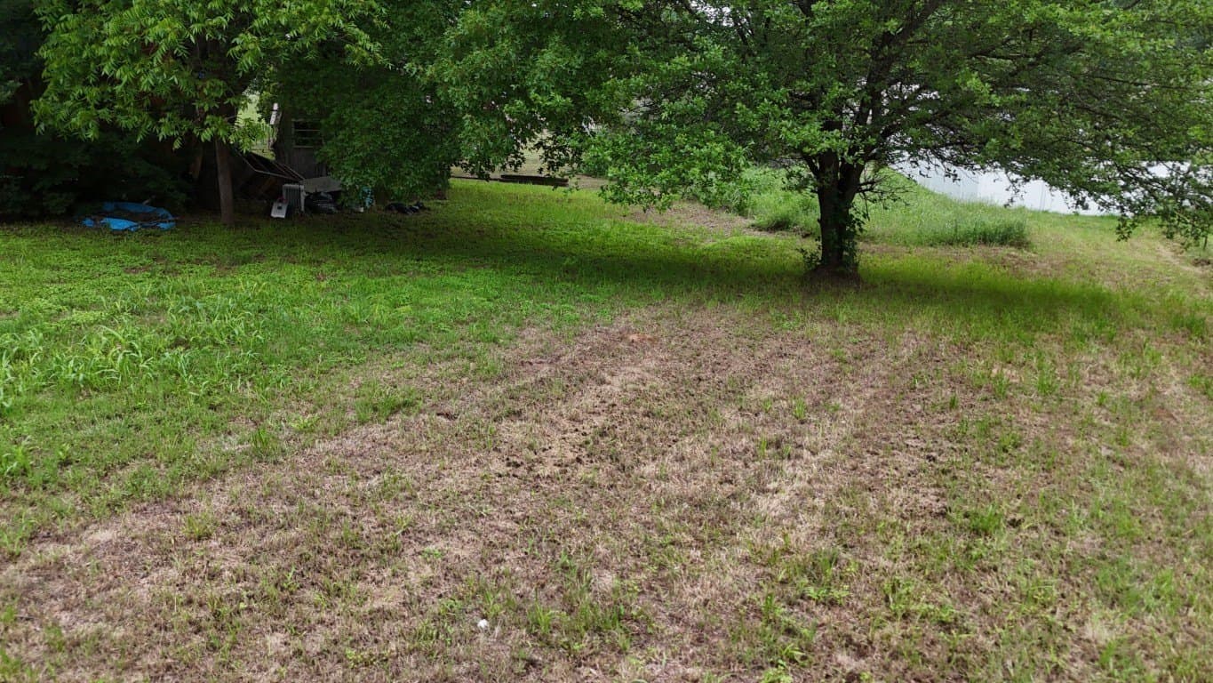 0.04 acres in Hood County - photo 18