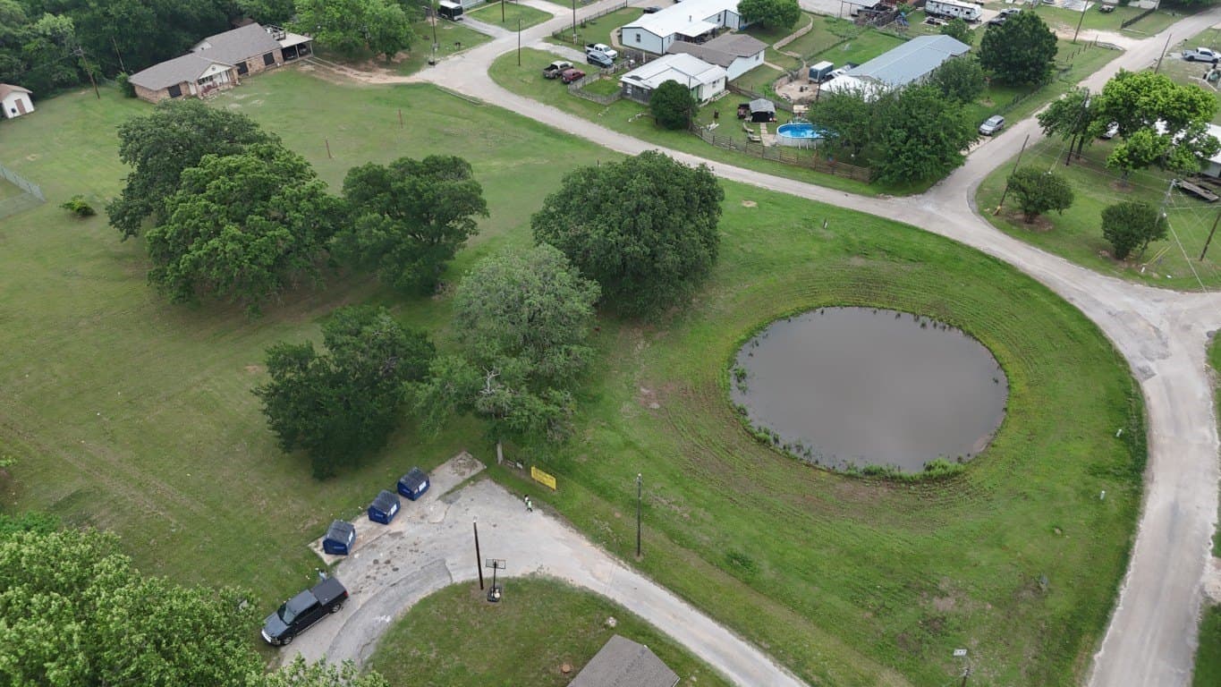 0.04 acres in Hood County - photo 8
