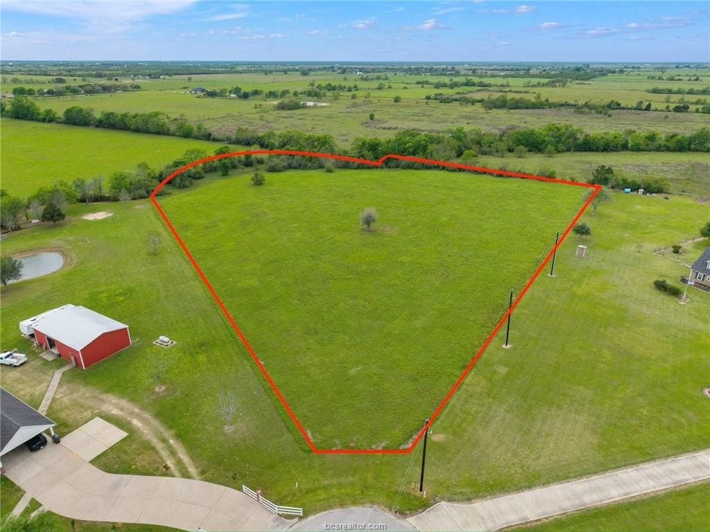 5.75 acres in Waller County
