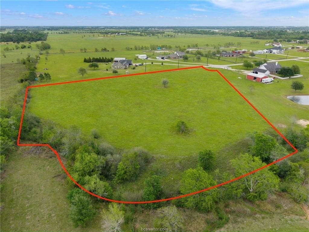 5.75 acres in Waller County gallery image 3