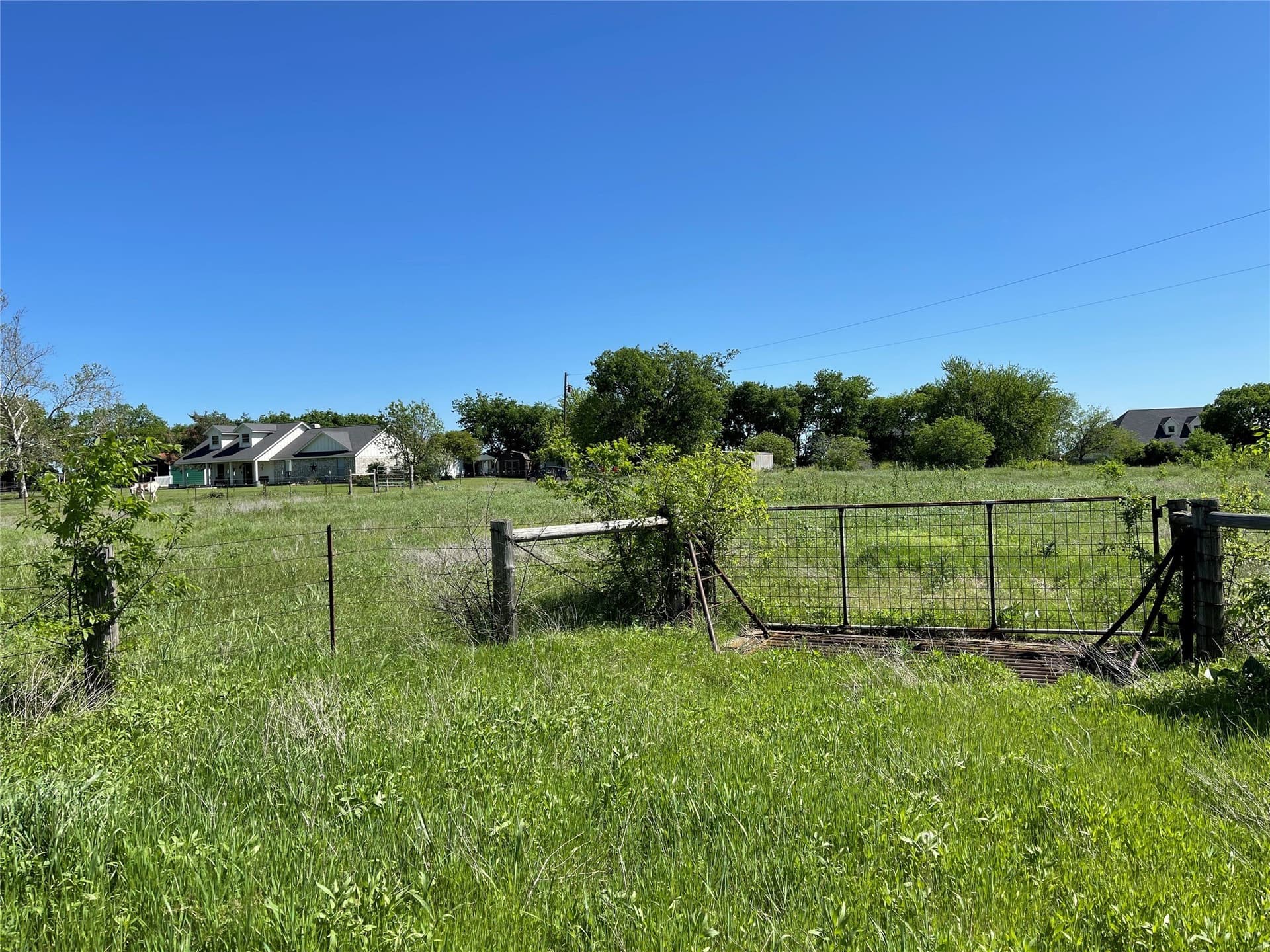 3.63 acres in Ellis County - photo 12