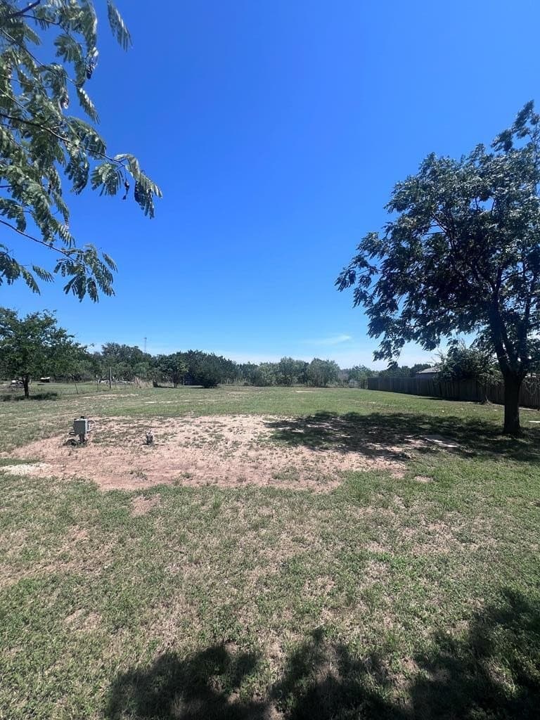 0.46 acres in Bandera County gallery image 3