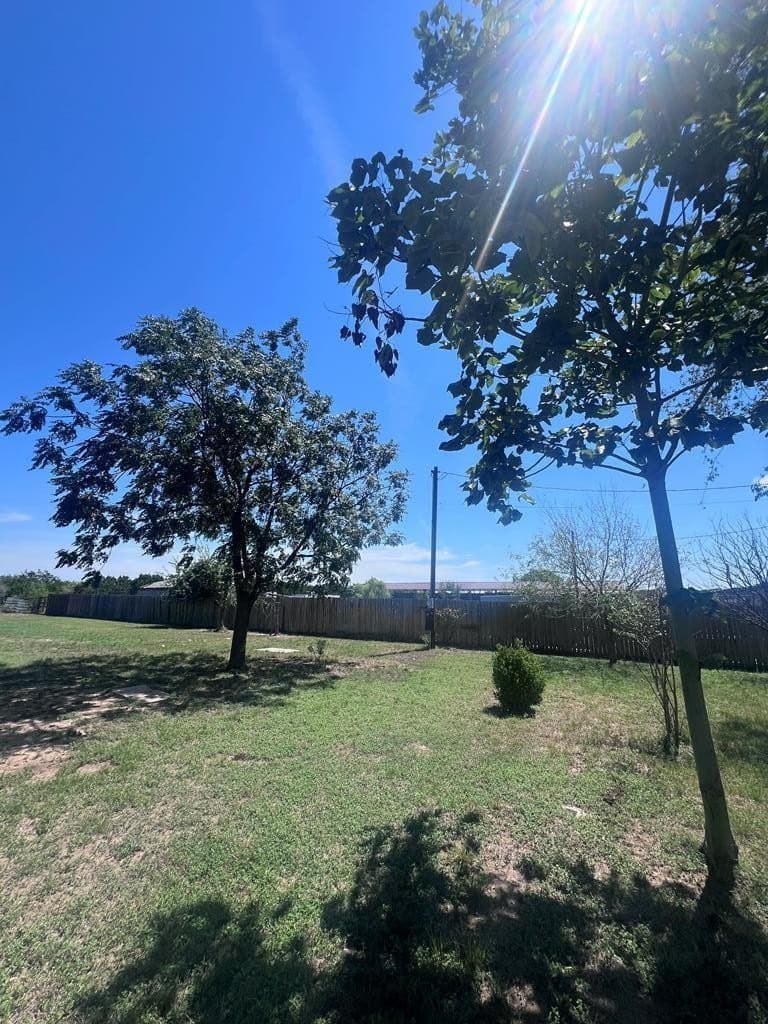 0.46 acres in Bandera County