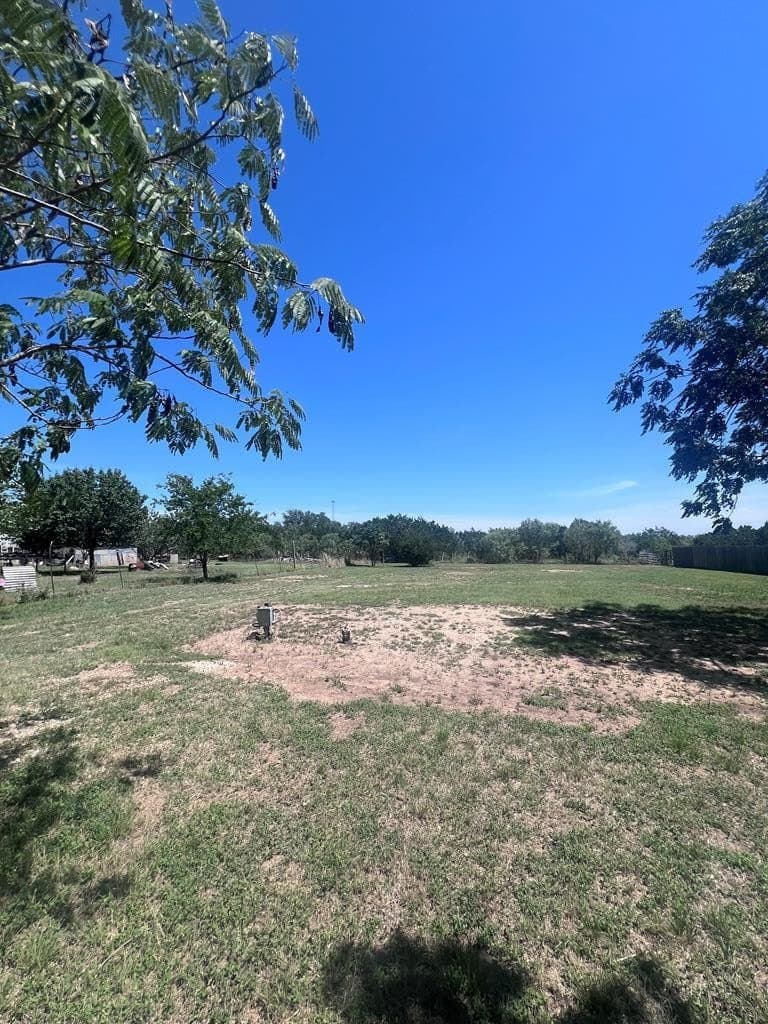 0.46 acres in Bandera County gallery image 4