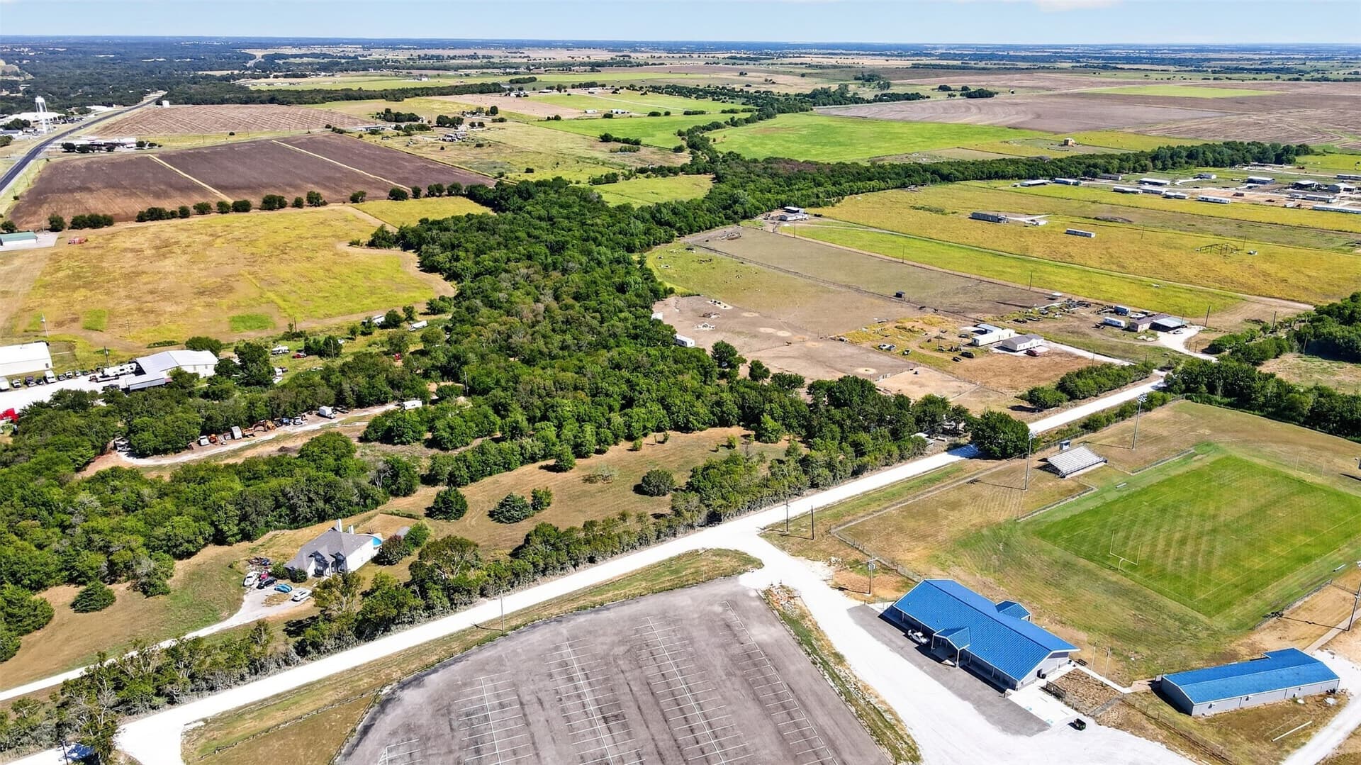 2 acres in Hill County
