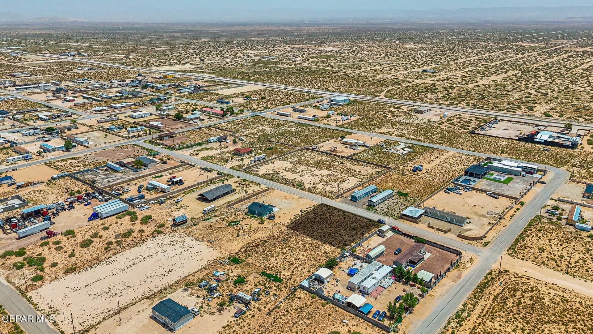 0.83 acres in El Paso County gallery image 4