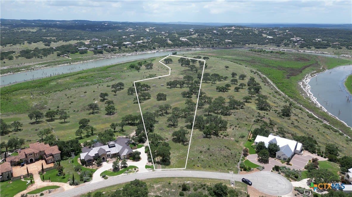 11.63 acres in Comal County gallery image 2