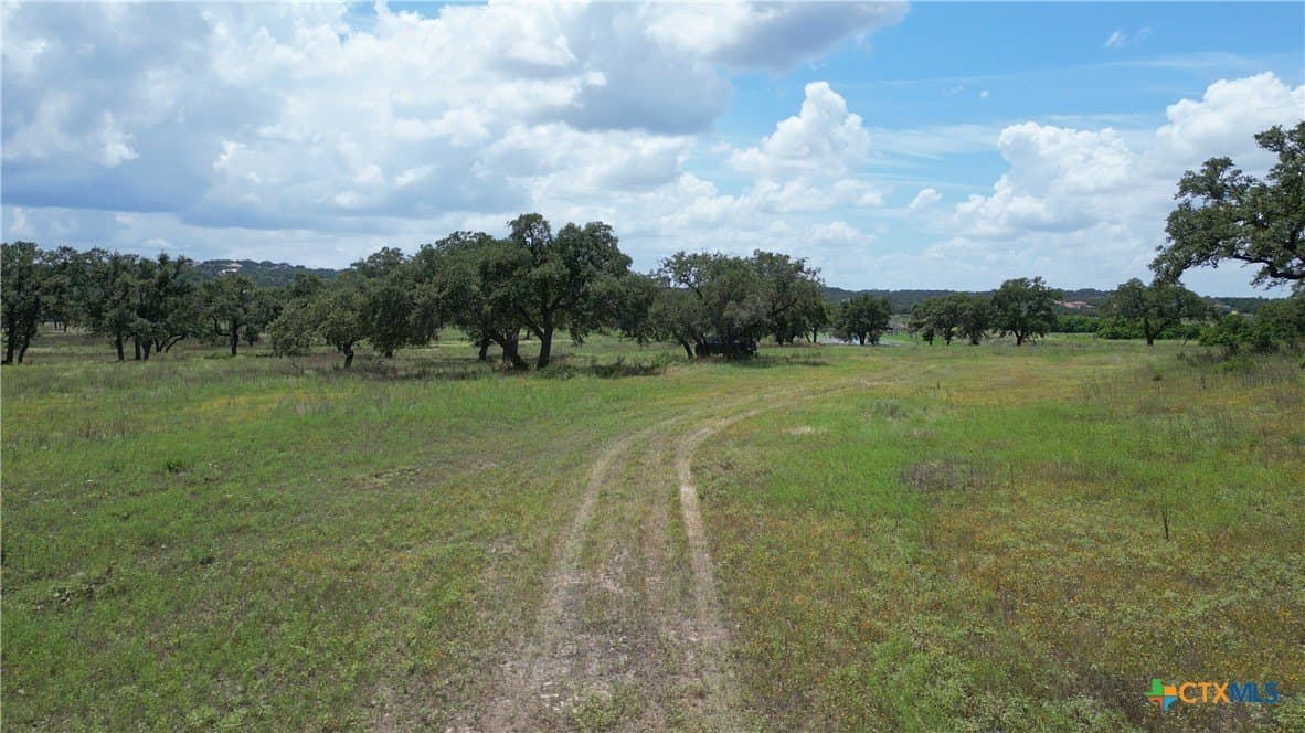 11.63 acres in Comal County - photo 18