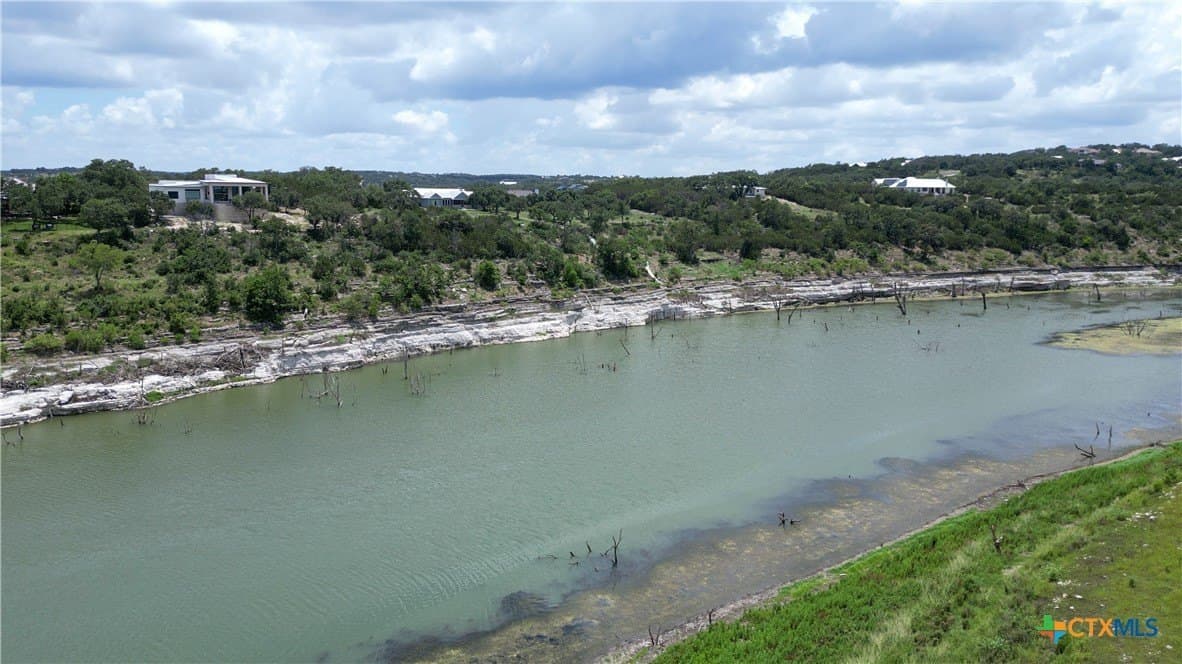 11.63 acres in Comal County - photo 8
