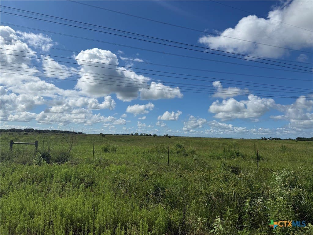 13.8 acres in Wharton County - photo 4