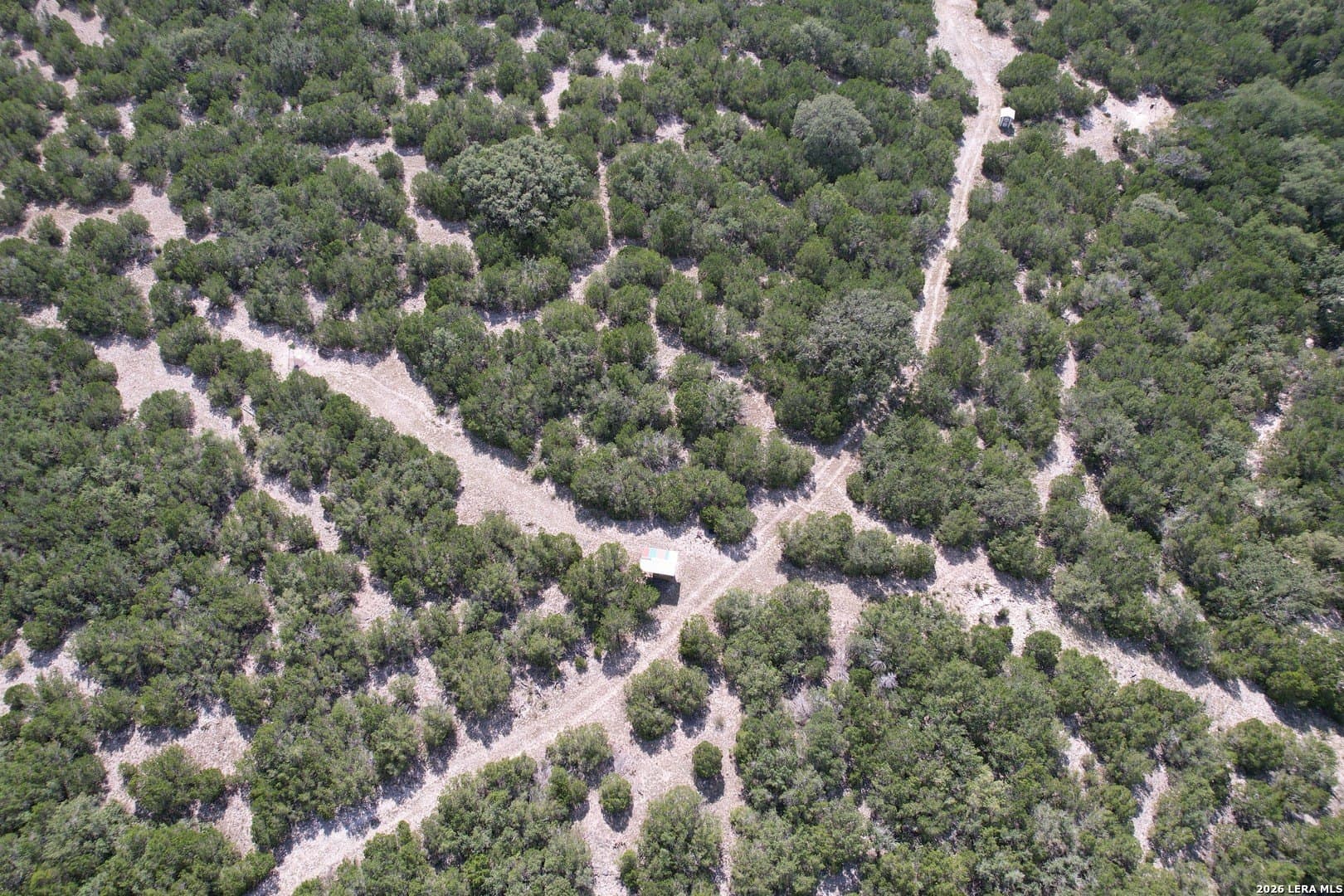 139.88 acres in Edwards County - photo 10