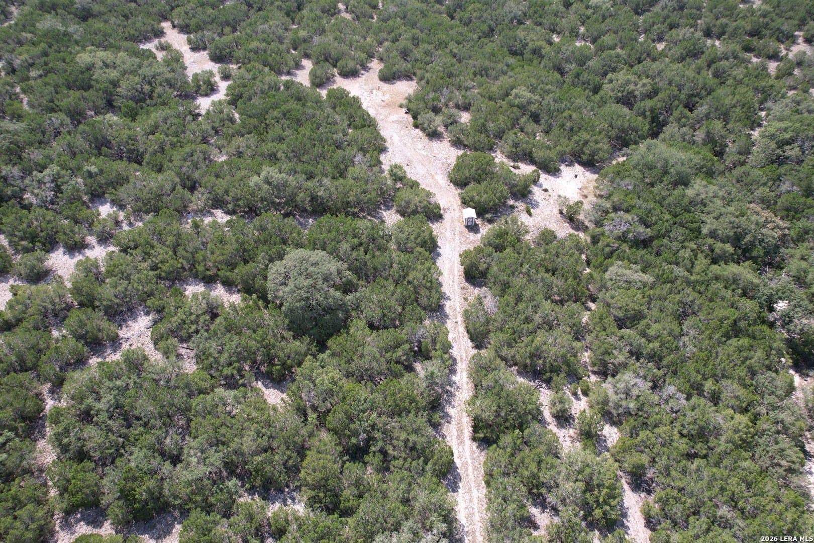 139.88 acres in Edwards County - photo 46
