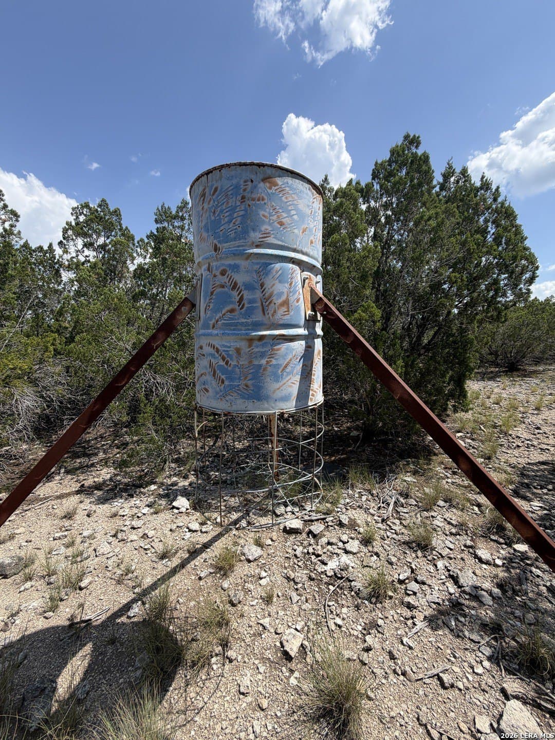 139.88 acres in Edwards County - photo 27